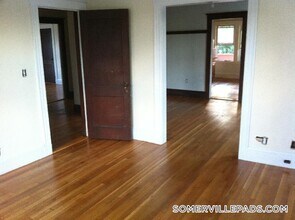 18 Bond St in Somerville, MA - Foto de edificio - Building Photo