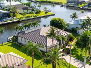 2803 SW 39th Terrace in Cape Coral, FL - Building Photo - Building Photo