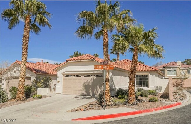 250 Summit Vista St