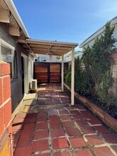 4701 1/2 W 168th St in Lawndale, CA - Foto de edificio - Building Photo