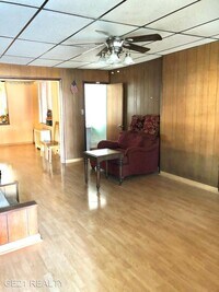 1704 Oregon Ave photo'