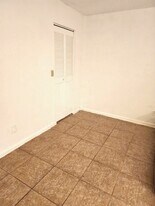 3001 NW 4th Ter, Unit 151 in Pompano Beach, FL - Building Photo