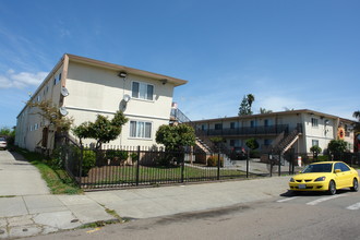 1525-1527 Russell St in Berkeley, CA - Building Photo - Building Photo