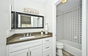 6 Sandpiper Ln in Aliso Viejo, CA - Building Photo - Building Photo