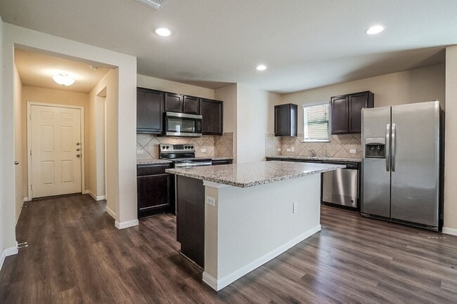 708 Comal Run in Hutto, TX - Building Photo - Building Photo