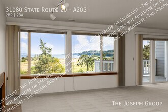 31080 State Rte 20 in Oak Harbor, WA - Building Photo - Building Photo