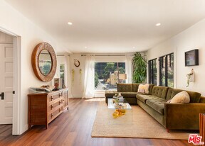 2108 Tavern Trail in Los Angeles, CA - Building Photo