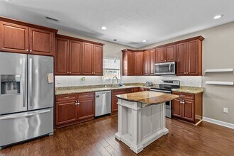 1409 Kingston Ave in Norfolk, VA - Building Photo - Building Photo