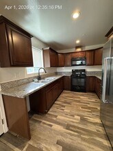 536 Benrus Ave in Corcoran, CA - Building Photo - Building Photo