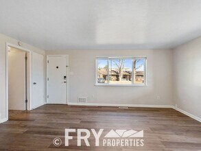 8308 W 53rd Pl in Arvada, CO - Building Photo - Building Photo