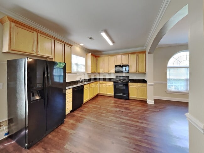 property at 16527 Ambassador Park Dr