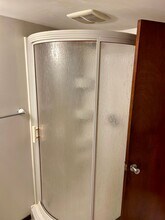 213 N Baldwin St in Bluffton, IN - Foto de edificio - Building Photo