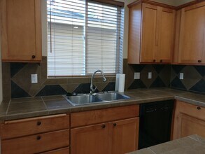 2510 Kirkwood Pl in Issaquah, WA - Building Photo - Building Photo