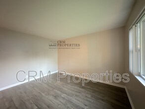 1930 Windsor Dr in Kokomo, IN - Building Photo - Building Photo