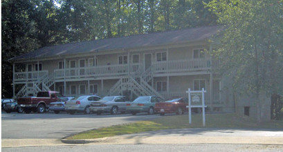 RWL Apartments in Lenoir, NC - Building Photo - Building Photo