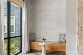 The Pointe at Bayou Bend in Houston, TX - Building Photo - Building Photo