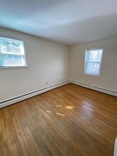 99 Normandy Ave, Unit 2 in Cambridge, MA - Foto de edificio - Building Photo