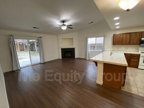 2859 W Payson Ct in Visalia, CA - Building Photo - Building Photo