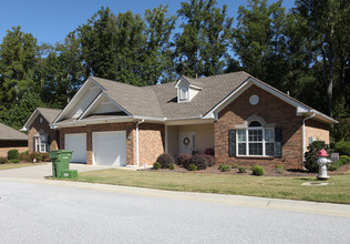 The Cottages of Monroe in Monroe, GA - Building Photo - Building Photo