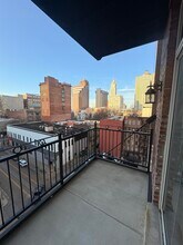 127 Madison Ave in Memphis, TN - Building Photo - Building Photo