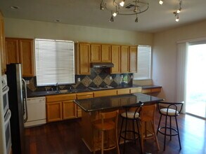 1869 Hilmerton Cir in Roseville, CA - Building Photo - Building Photo