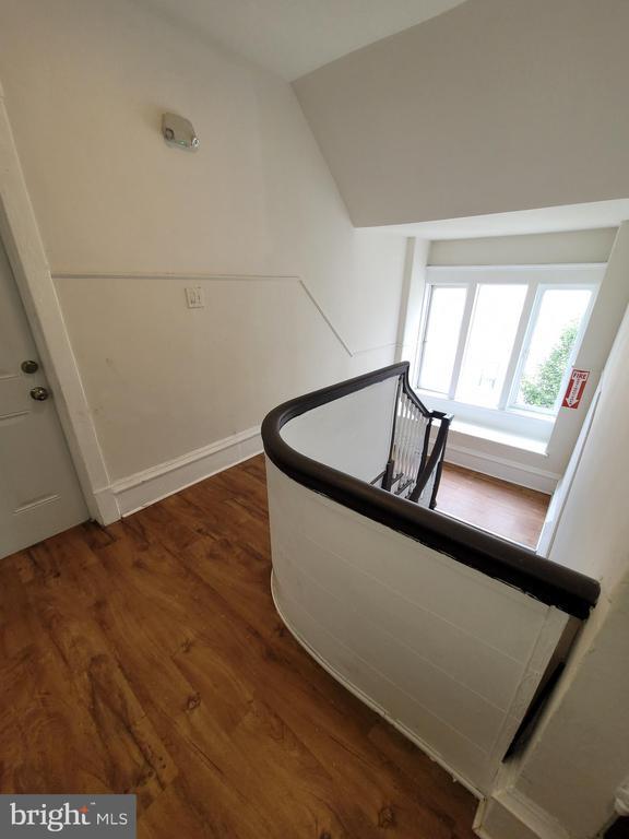 property at 503 N Rodney St