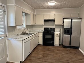 139 Katie Lynn St E in Leesburg, GA - Building Photo - Building Photo