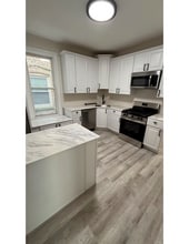 7947 S Burnham Ave in Chicago, IL - Building Photo - Building Photo
