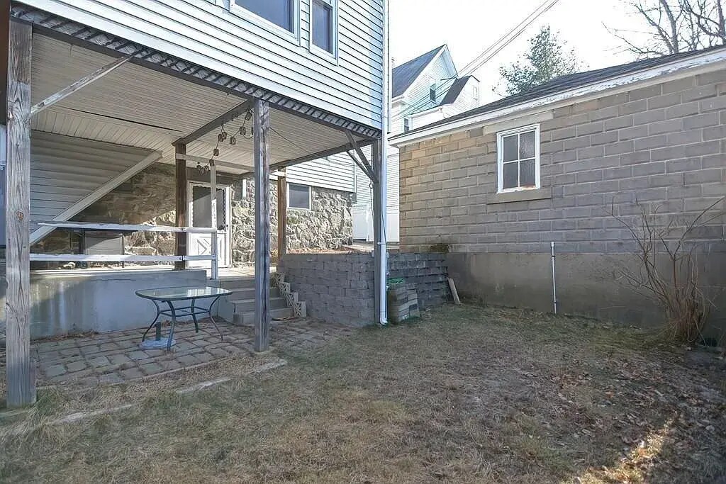 52 Crescent Ave, Unit 1 in Malden, MA - Building Photo