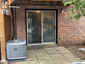 7030 Copenhagen Rd in Mississauga, ON - Building Photo - Building Photo