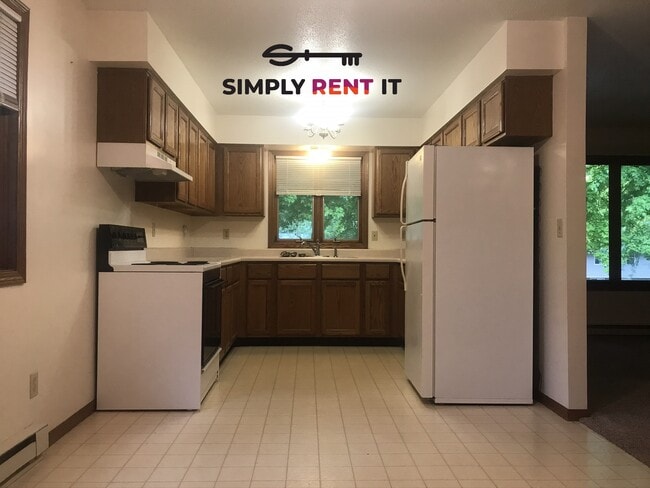 625 4th St in Nevada, IA - Building Photo - Building Photo