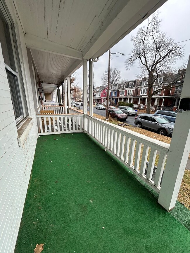 2447 Reel St in Harrisburg, PA - Foto de edificio - Building Photo