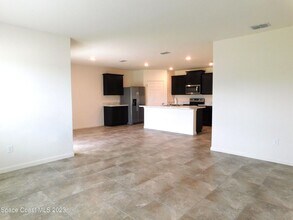739 Forest Trace Cir in Titusville, FL - Building Photo - Building Photo