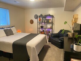 473 S State St in Provo, UT - Building Photo