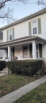 130 N Grove St in Bowling Green, OH - Building Photo