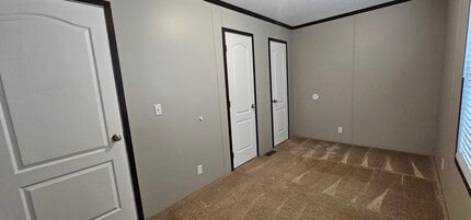 2 Arbor Ln in Belleville, MI - Building Photo - Building Photo