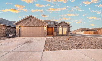 6841 Rio Pl in Midland, TX - Building Photo