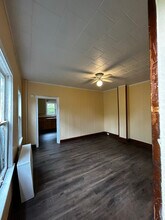 325 Main St in Mayfield, PA - Building Photo - Building Photo