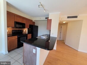 631 D St NW in Washington, DC - Building Photo - Building Photo