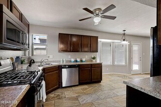 1290 Hidden Bend Pl in El Paso, TX - Building Photo - Building Photo
