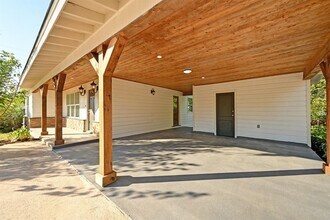 1900 Cedar Ave in Austin, TX - Building Photo - Building Photo