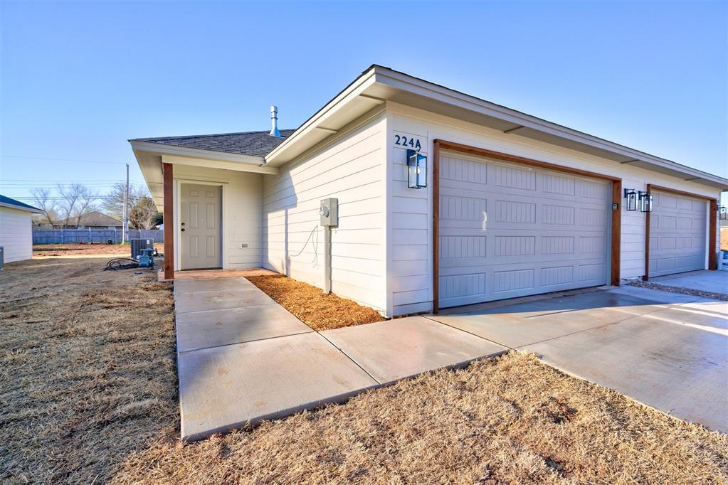 224b NW 122nd St in Oklahoma City, OK - Building Photo