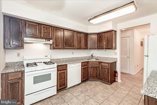 110 Lowell Ct-Unit -7 in Princeton, NJ - Building Photo - Building Photo