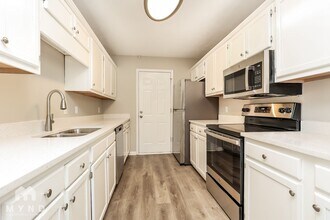 526 Freedom Ct in Murfreesboro, TN - Building Photo - Building Photo