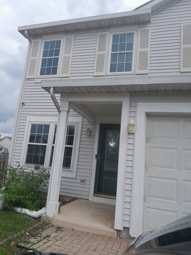 property at 277 Richmond Dr