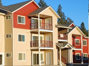 Pine Valley Ranch in Spokane, WA - Foto de edificio - Building Photo