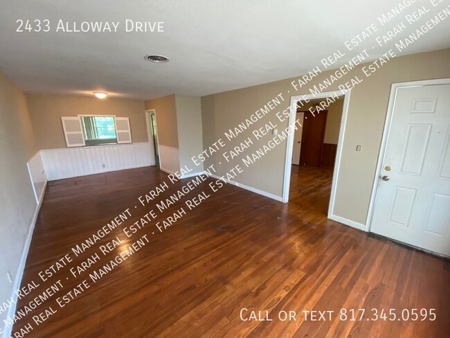 2433 Alloway Dr in Fort Worth, TX - Building Photo - Building Photo