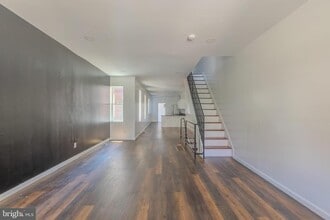 5512 Locust St in Philadelphia, PA - Building Photo - Building Photo