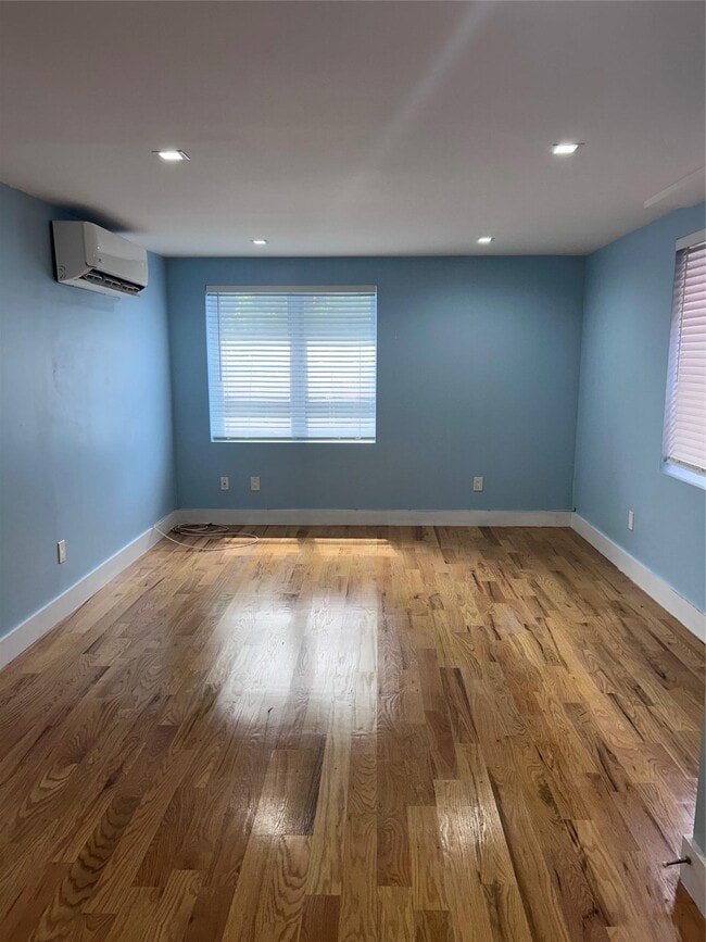 391 Atkins Ave in Brooklyn, NY - Building Photo - Building Photo