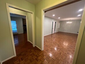 5704 Harborview Ln in Northport, AL - Building Photo - Building Photo